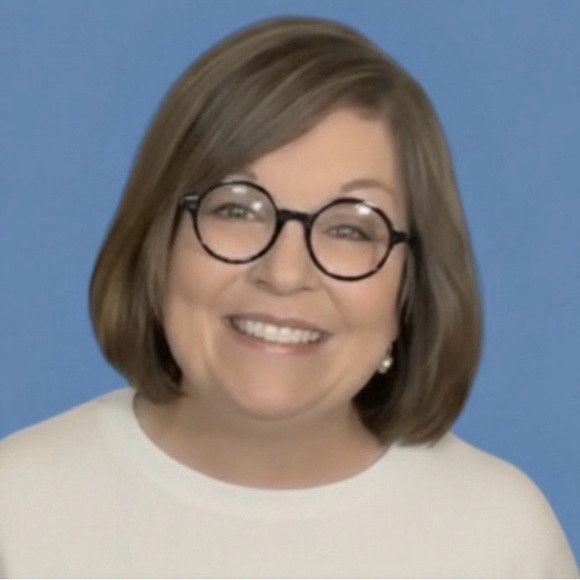 Other - @MIDLIFEHUSTLE (INGRID) IS LIVE! NOTIFICATION FOR LIVE SHOWS!